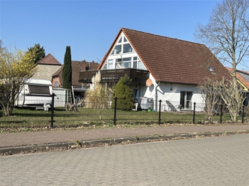„Charmantes Zweifamilienhaus in Leese – Ideal für Familien und Investoren!“, 31633 Leese , Weser, Zweifamilienhaus