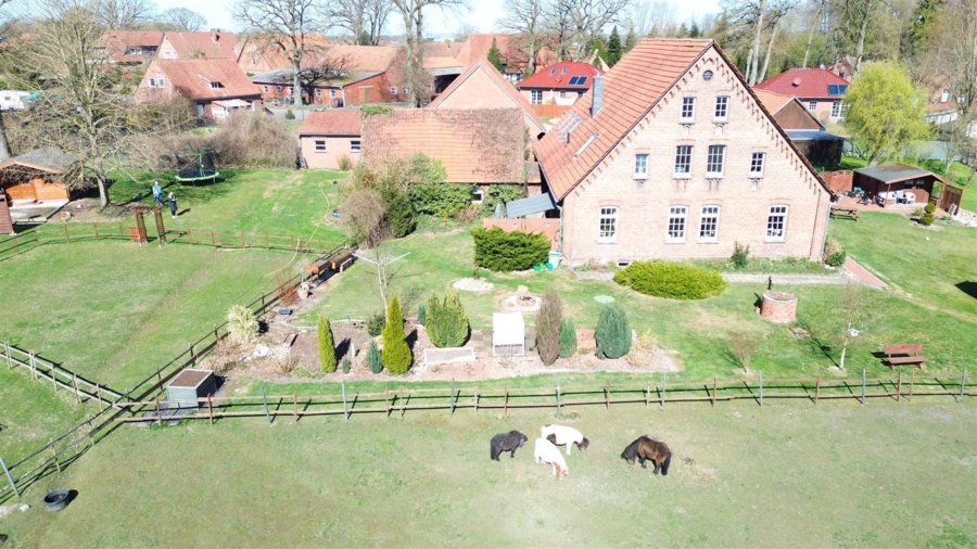 Romantischer Bauernhof für den Tierliebhaber - Charmanter Bauernhof für das Generationswohnen mit Pferdehaltung, mit viel Qualität und Platz