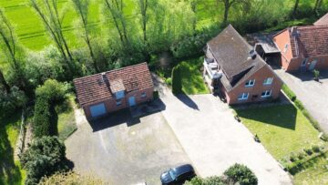 Interessantes Wohnhaus mit 2 Wohnungen, Nebengebäude und Grünland, 31592 Stolzenau , Weser, Einfamilienhaus