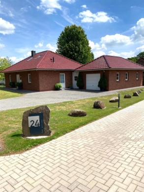 Schicker neuwertiger Bungalow für die Familie oder auch für den Lebensabend, in TOP Lage. KP: VB, 27245 Kirchdorf b Sulingen, Bungalow
